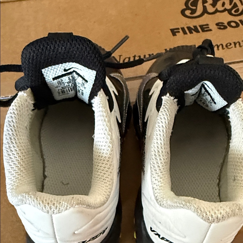 Nike Kids Black and White Cleats with Iridescent Swoosh - Picture 7 of 7
